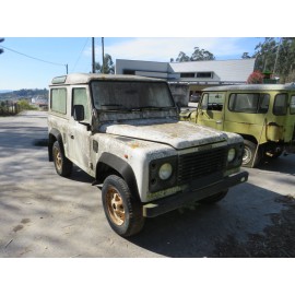 LAND ROVER - DEFENDER