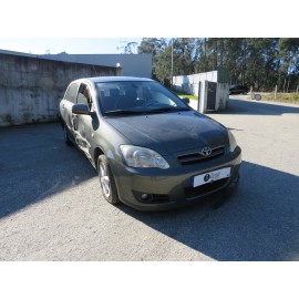 TOYOTA - COROLLA