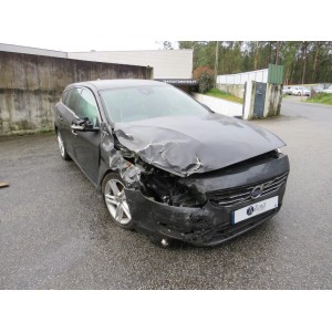 VOLVO - V60