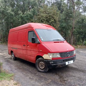 MERCEDES BENZ - SPRINTER