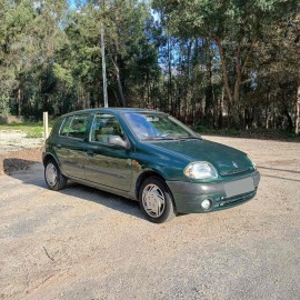 RENAULT - CLIO II