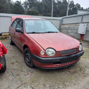 TOYOTA - COROLLA