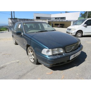 VOLVO - S70