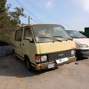 TOYOTA - HIACE